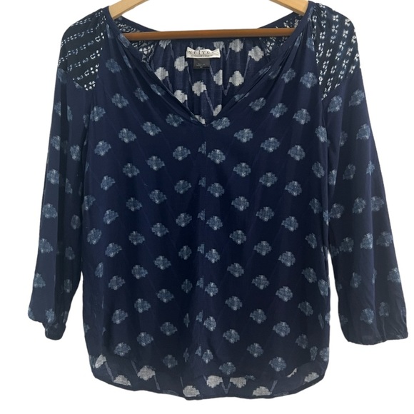 Velvet By Graham & Spencer Indian Challis Top. - Picture 3 of 7